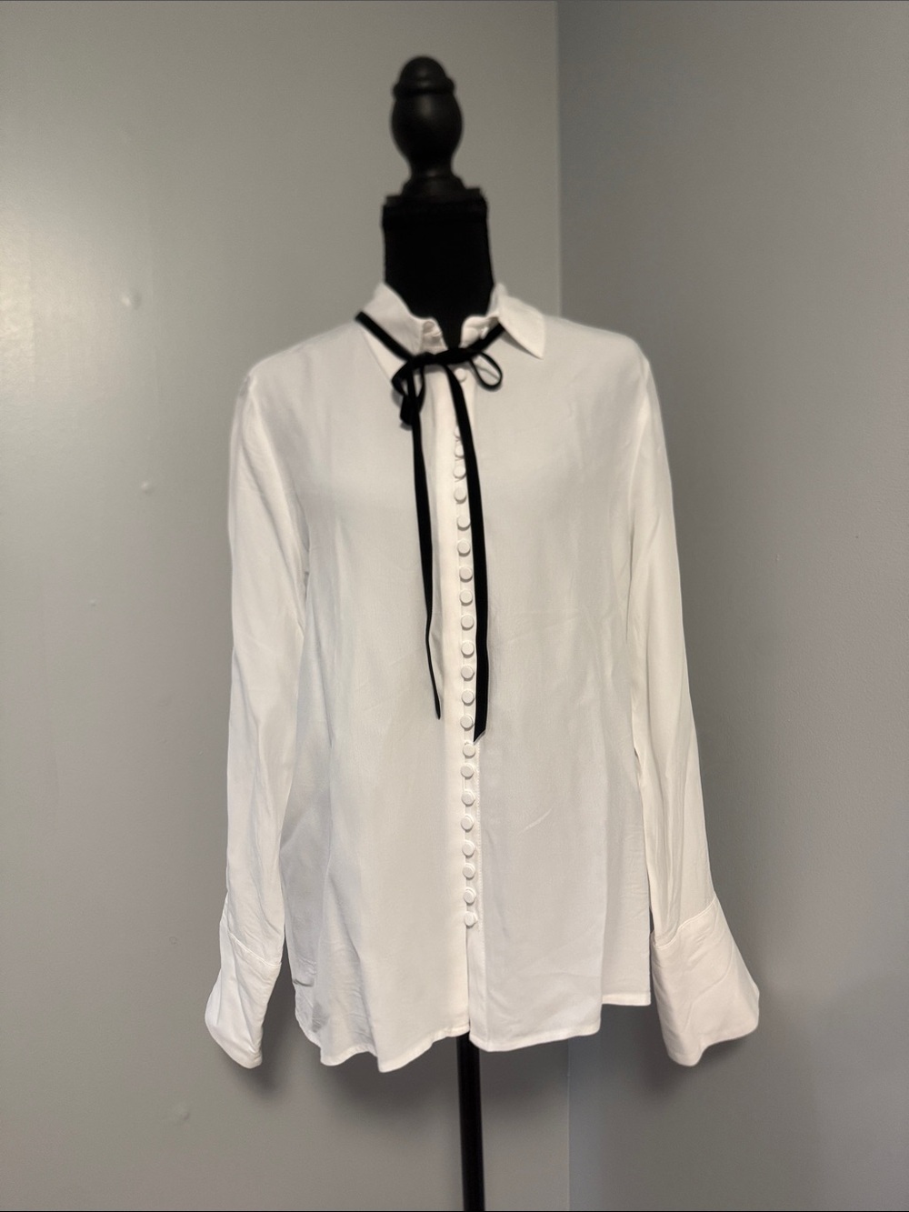 Madewell White Button-Front Blouse with Black Ribbon